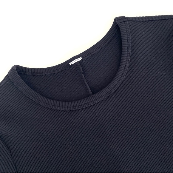 Alo Goddess Ribbed Short Sleeve Dress - Picture 6 of 11